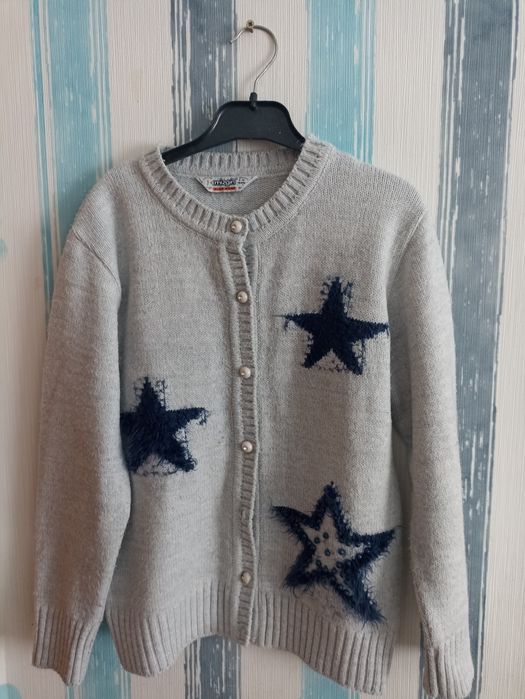 Тепла кофта на гудзиках