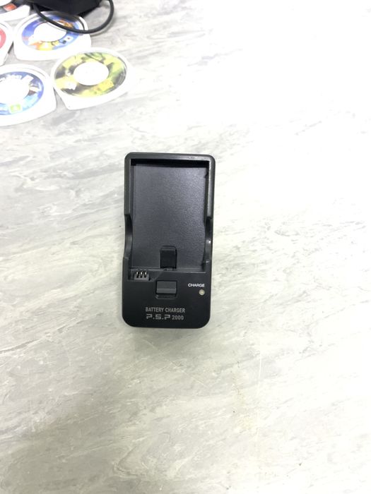 Vendo psp 1004 totalmente funcional perfeita para colecionar ou jogar