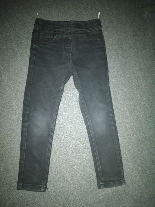 Нові фірмові джинси 110р