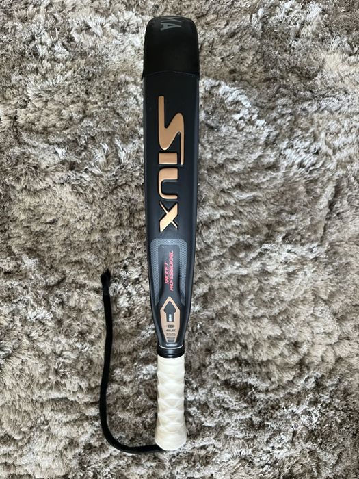 Raquete Padel SIUX Pegasus Revolution – Carbono
