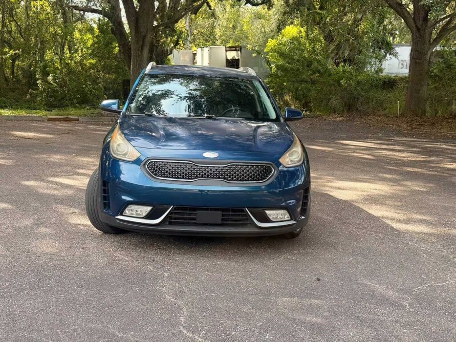 Kia Niro      2018