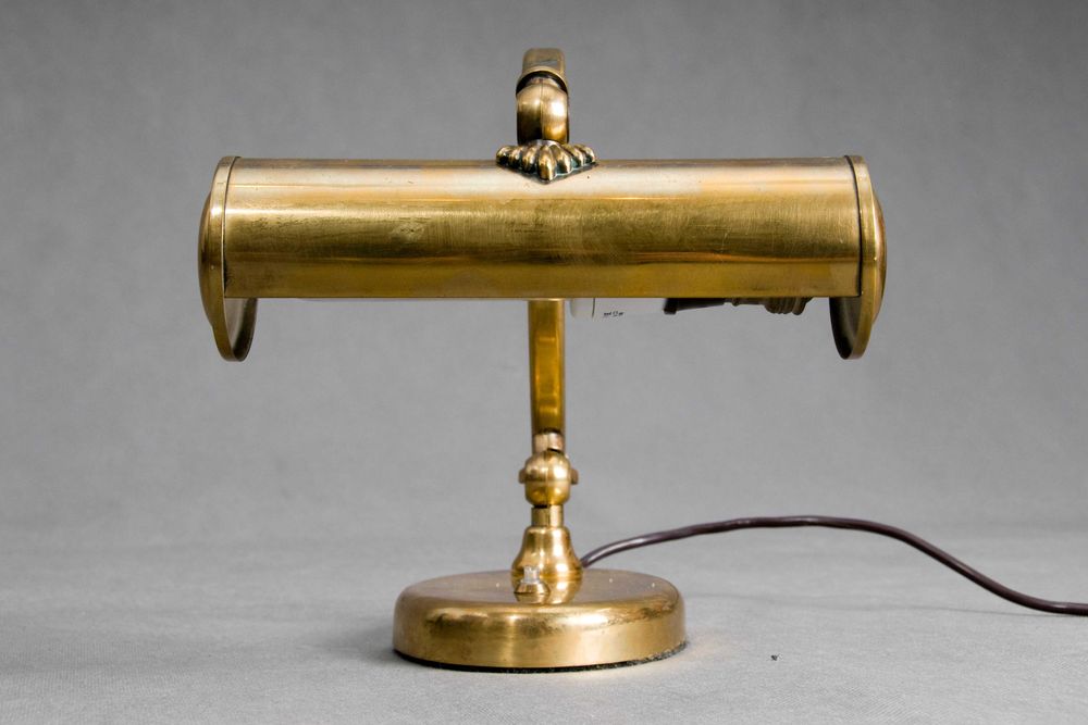 Stara mosiężna lampa biurkowa / bankierska