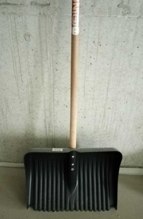 Лопата для уборки снега Finland