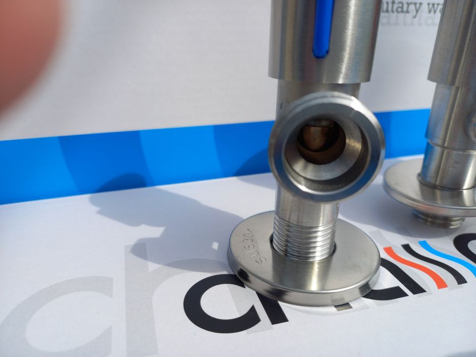 Кран для подключения смесителей,унитазов,стиральных и посудамоющих маш