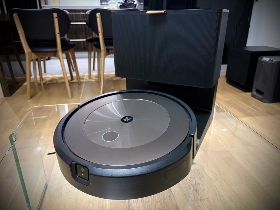 iRobot Roomba J9+ stacja Clean Base - rok gwarancji