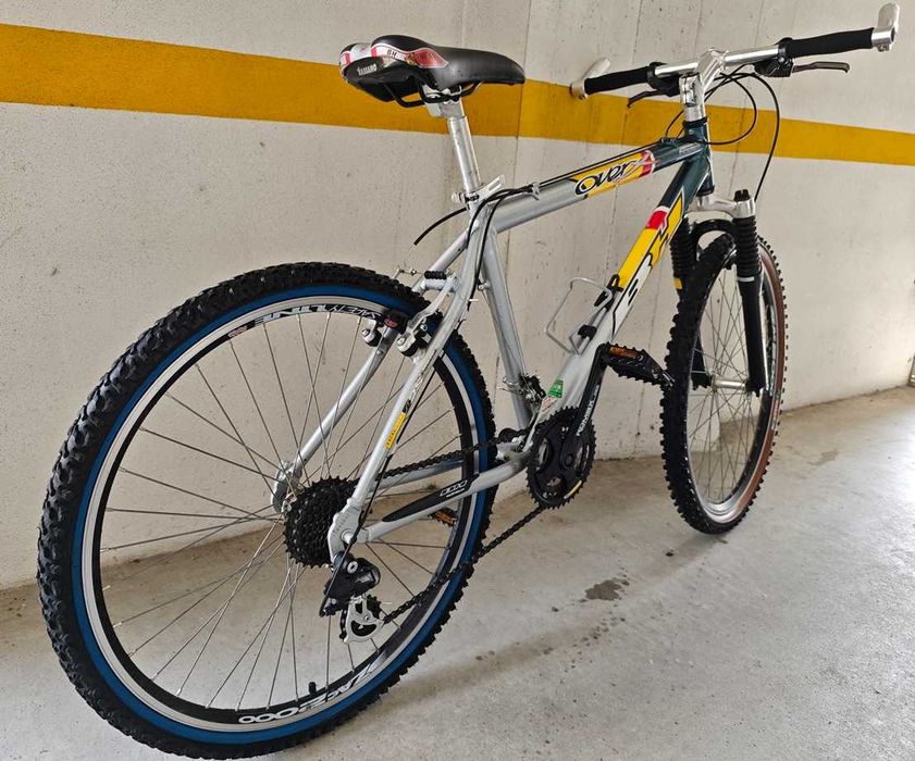 Bicicleta BTT roda 26 BH overX