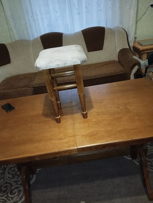 Продам табуретки