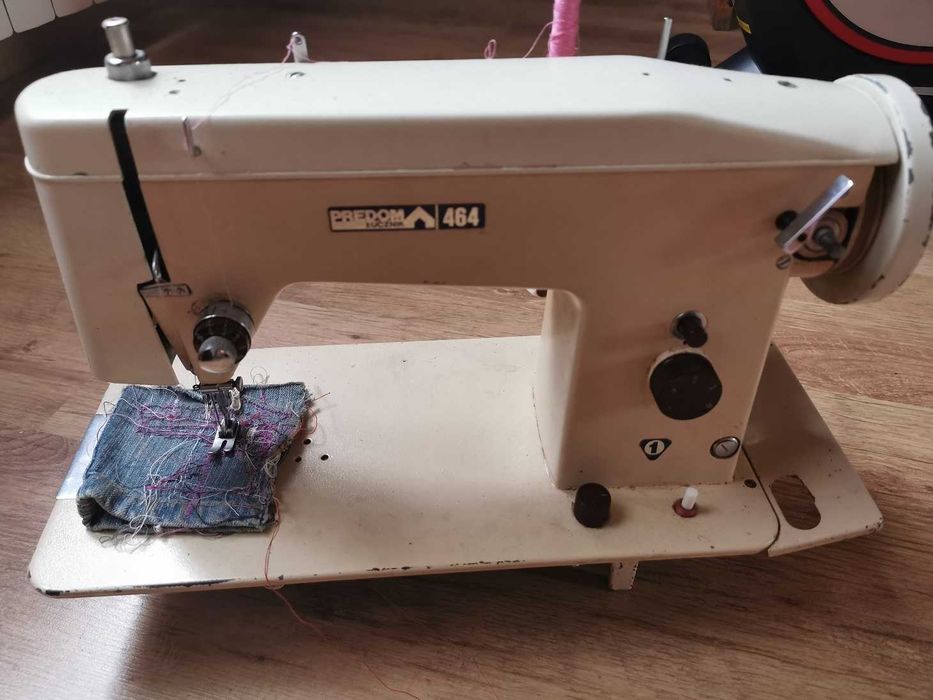 maszyna do szycia Łucznik 464