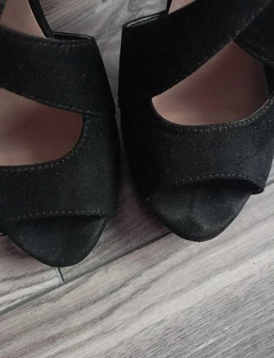 Czarne sandały na szpilce Jenny Fairy rozmiar 37 peep toe