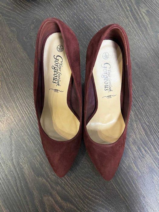 продам туфлі жіночі