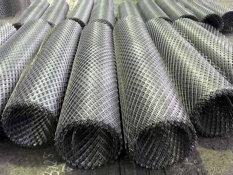 Сетка Сітка просечно вытяжная оц. разных размеров и толщин в наличии