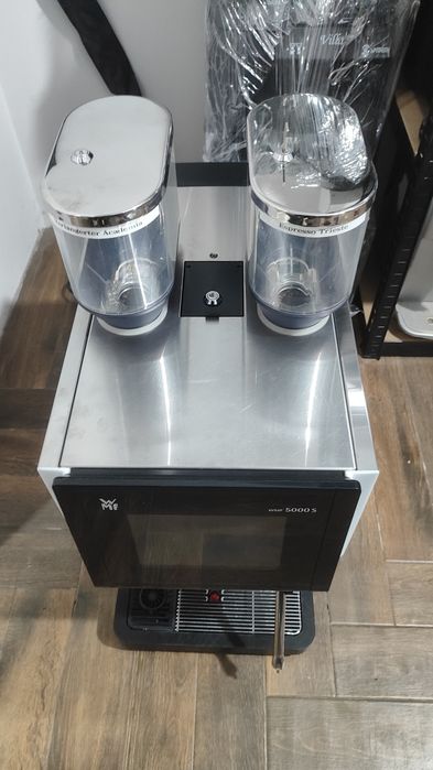 Кавомашина WMF 5000 S