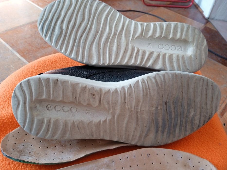 ECCO 39 sneakersy sportowe skóra naturalna
