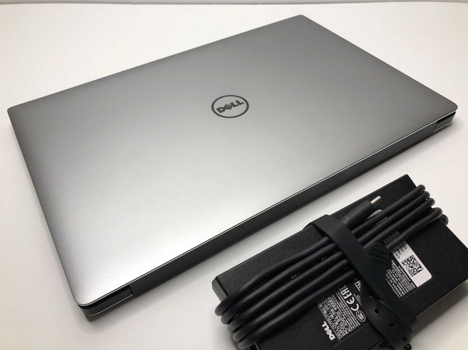 Dell Precision 5520, i7-6820HQ, 16Gb, 256Gb, Quadro M1200 4Gb, FHD IPS
