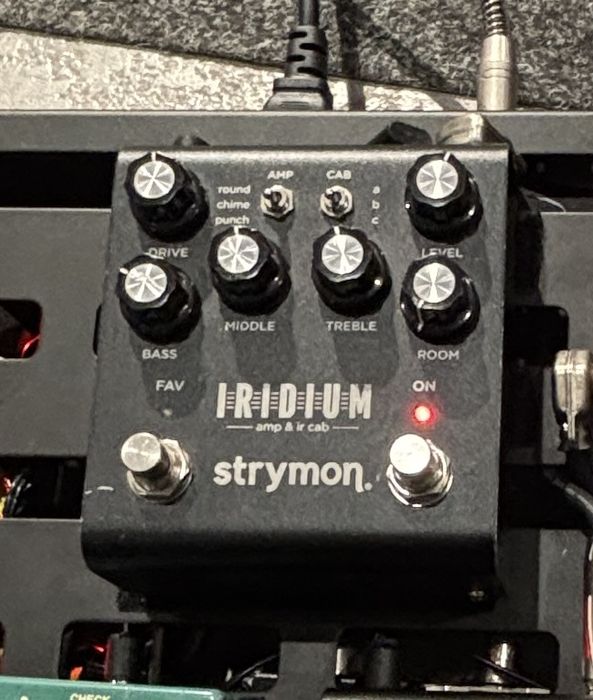 Продам strymon iridium