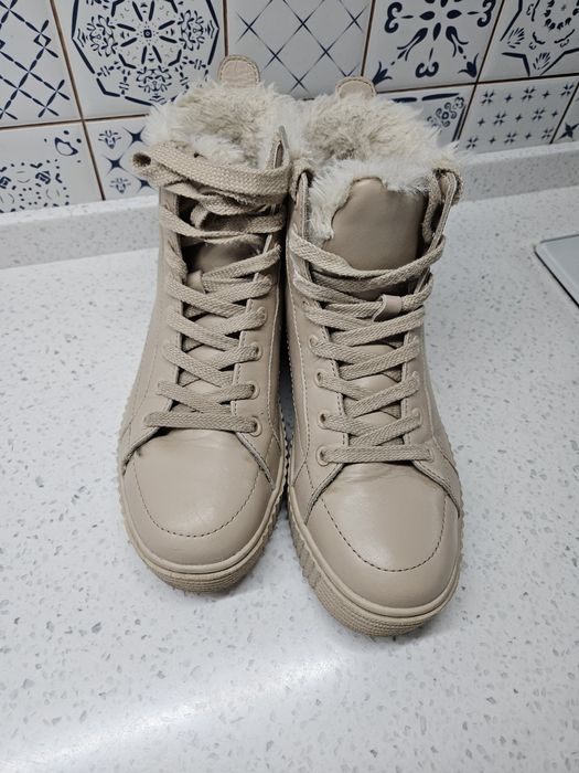 Чоботи ботинки reserved черевики