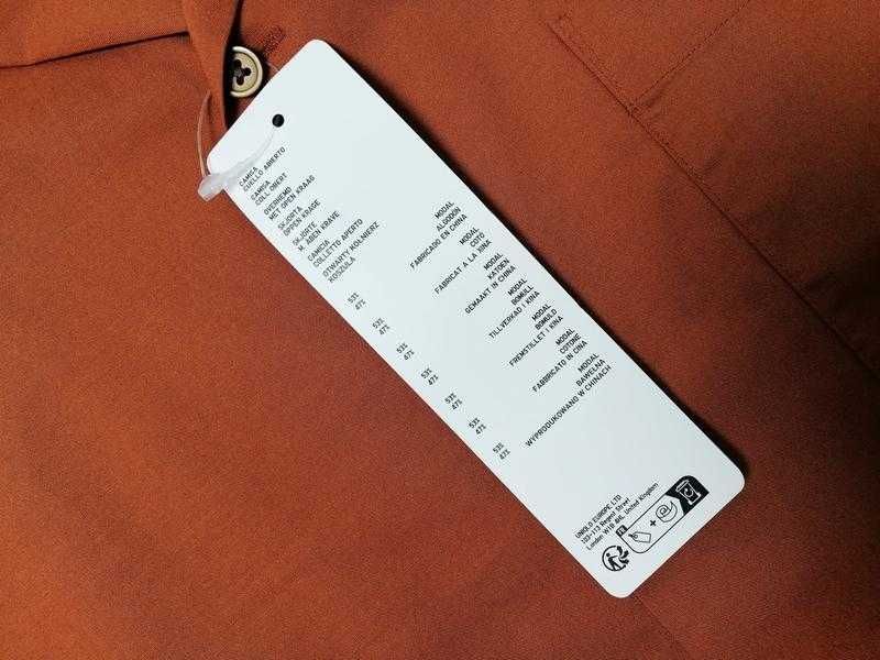 Свободная легкая рубашка шведка Uniqlo