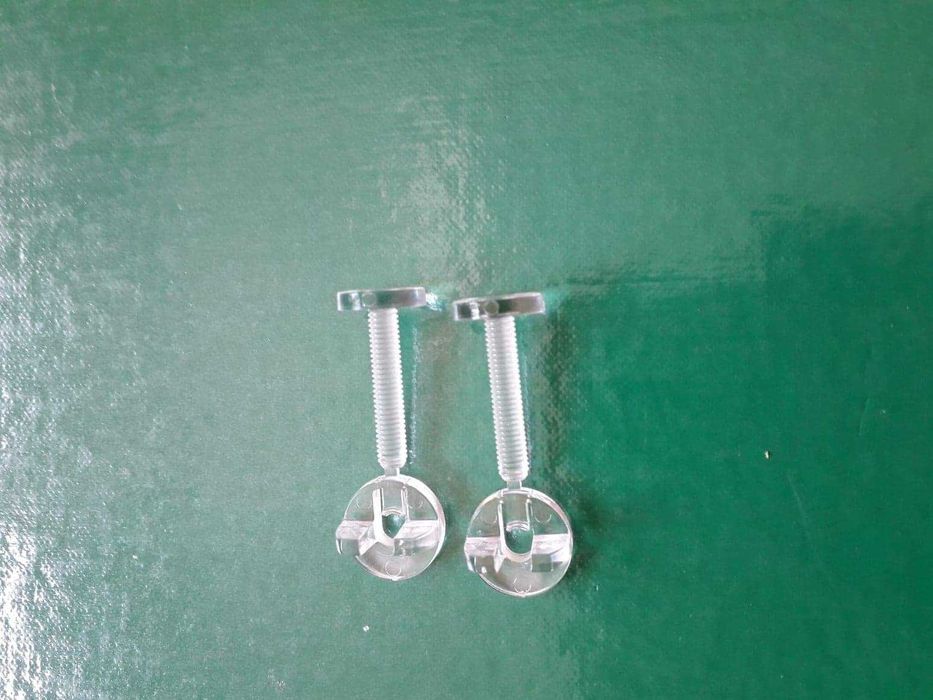 Spinka śrubka plastikowa przezroczysta