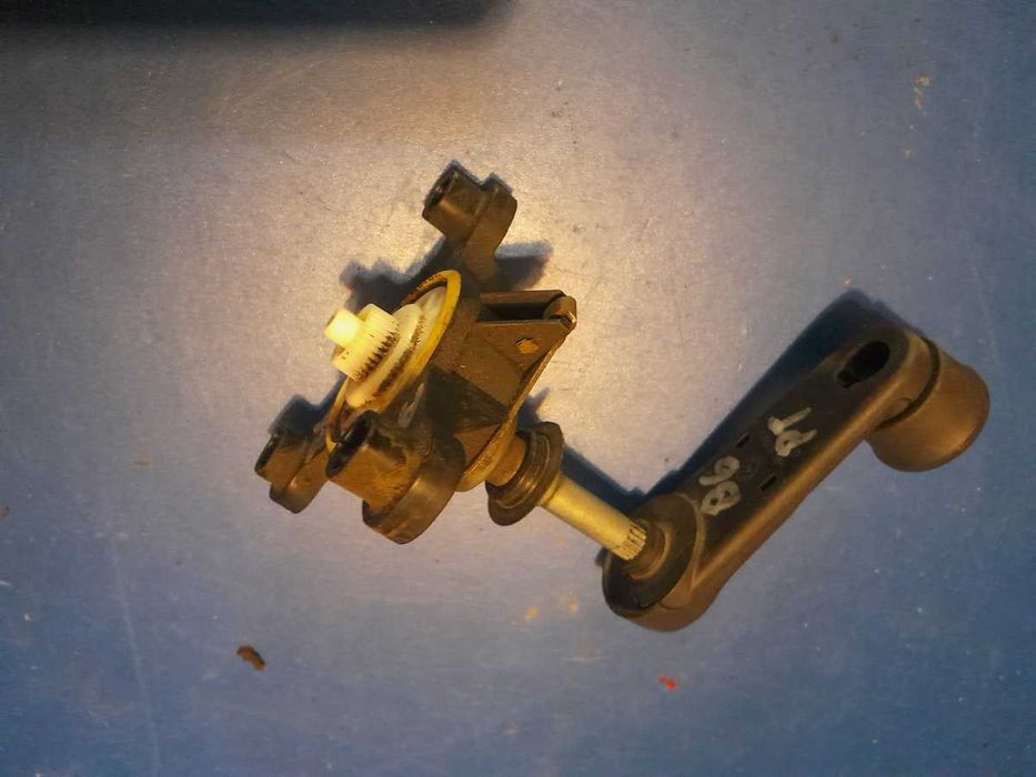 Mechanizm korbka podnoszenia szyby tylnej prawy tył Audi A4 B6