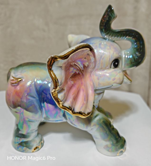Słonik porcelanowy
