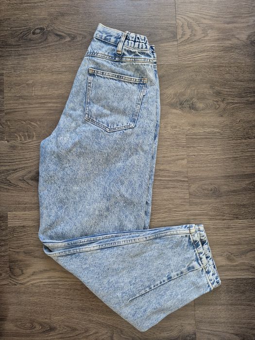Джинси Bershka в ідеалі(36 розмір) s  з високою посадкою
