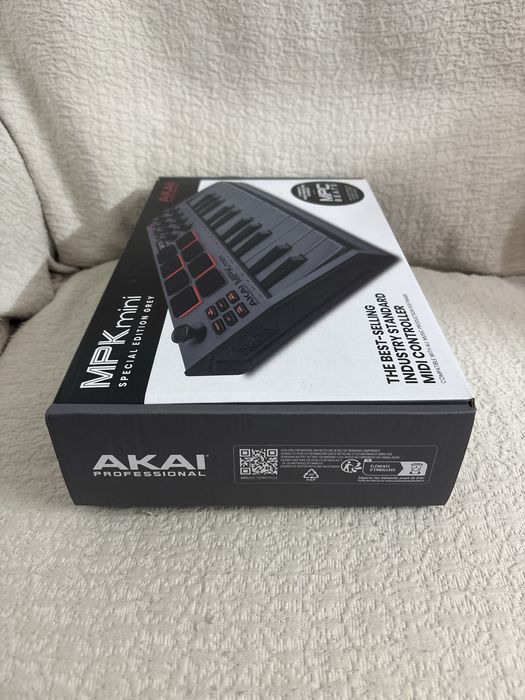 Teclado midi AKAI Professional MPK Mini MK3 – Special Edition Grey – Cinzento – Novo