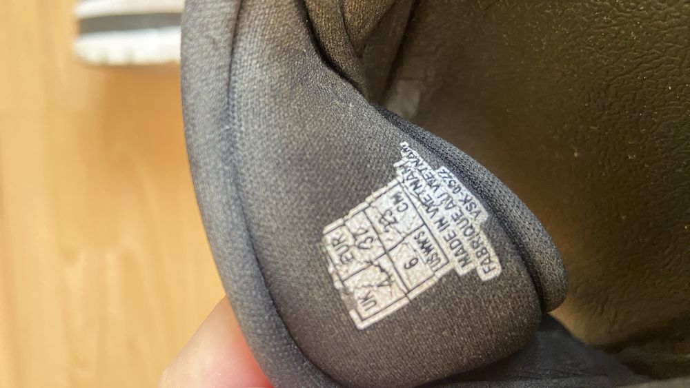 Стильні босоніжки Puma