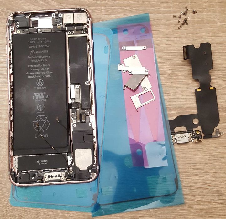 Apple iPhone 7 Plus. На запчасти.