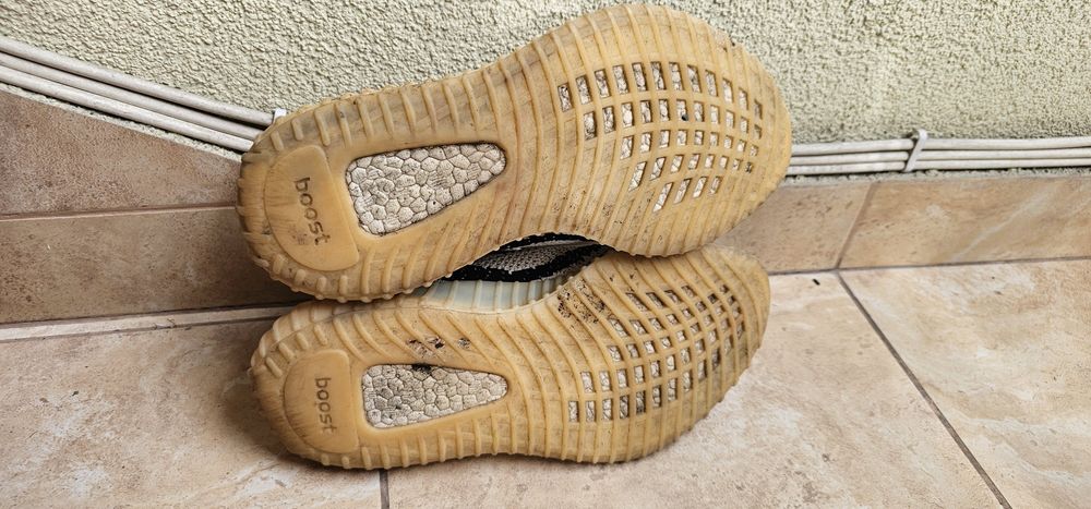 Adidas Yeezy Boots 350 zebra rozmiar 40 wkładka 25cm