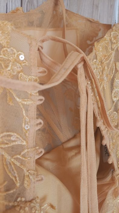 Sukienka balowa na studniówkę uroczystości suknia złota