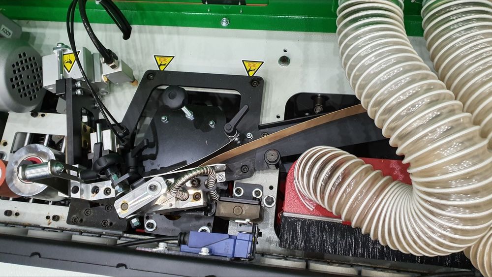 Кромкооблицовочный станок G-MAX 360 з прифуговкую