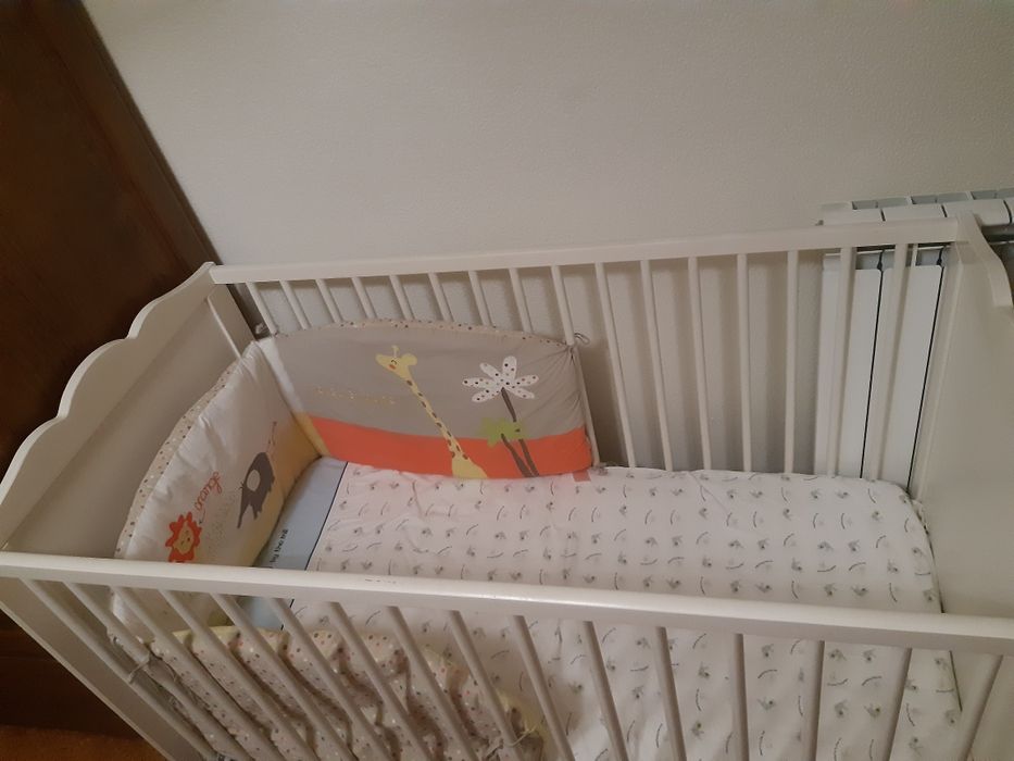 Berço grades com colchão