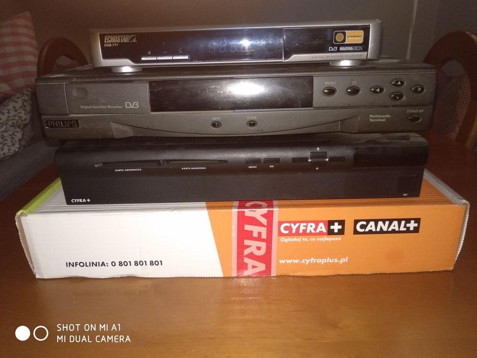 Dekodery satelitarne bez pilotów