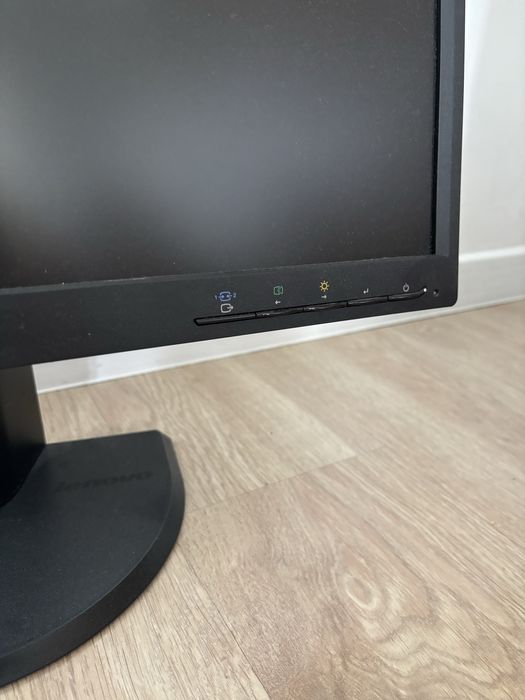 Monitor lenovo regulowany lenovo thinkvision 2572 mb1