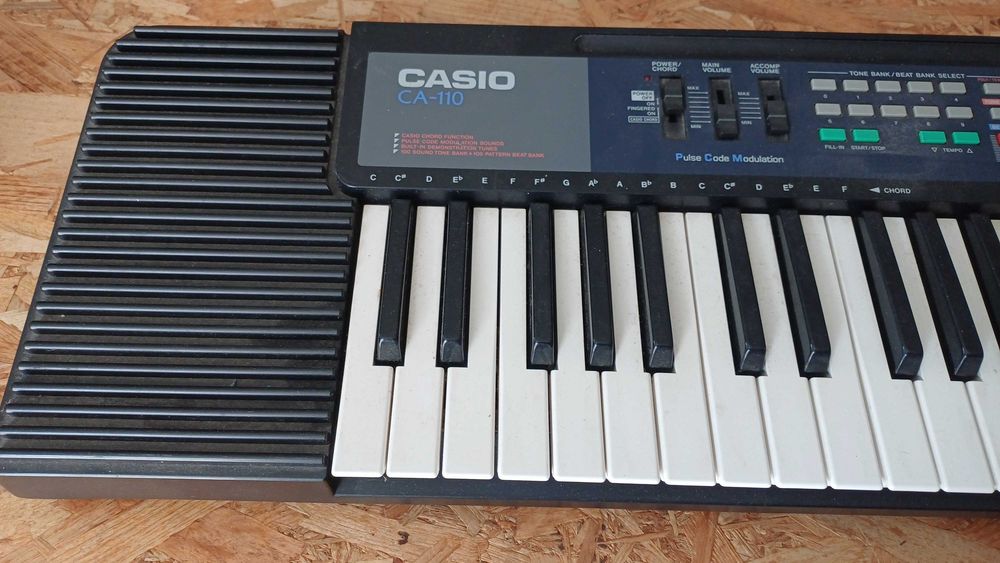 Casio CA- 110 órgão