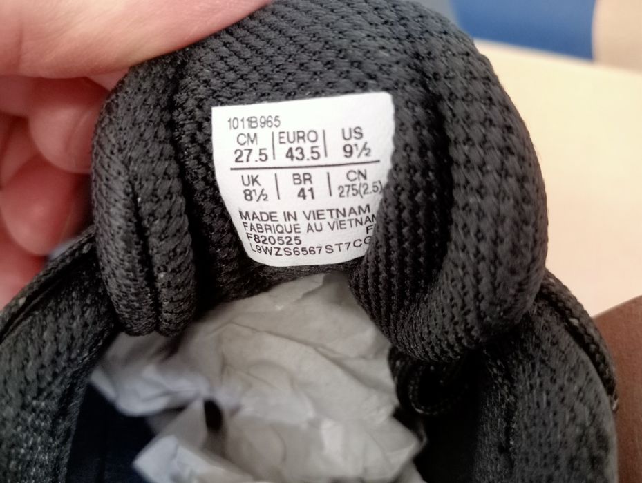 кросівки Asics GEL-VENTURE 10 WATERPROOF 1011B965-002 орігінал