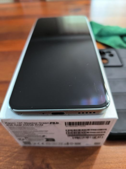 Xiaomi 13t 8/256gb