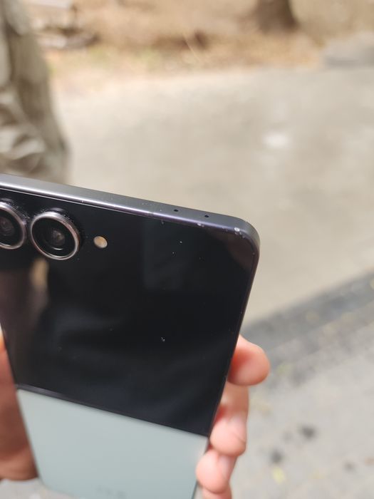 Samsung Flip 7 512 gb жабка