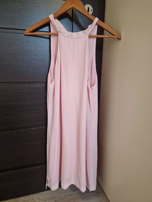 Różowa letnia elegancka sukienka Mango M