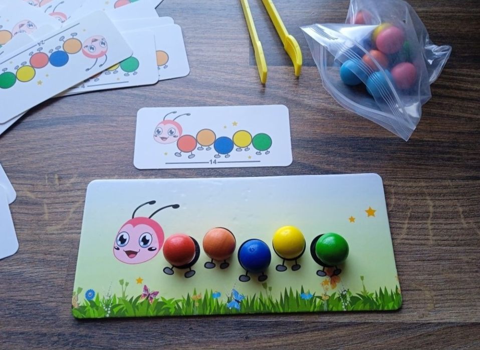 Układanka lewopółkulowa montessori gąsienica liczenie kolory