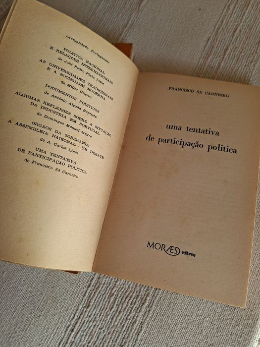 Dois livros de Francisco Sá Carneiro