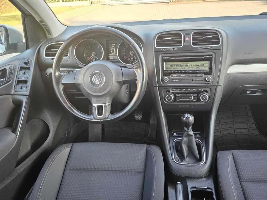 Volkswagen Golf VI 1.2 TSI 105KM 2010