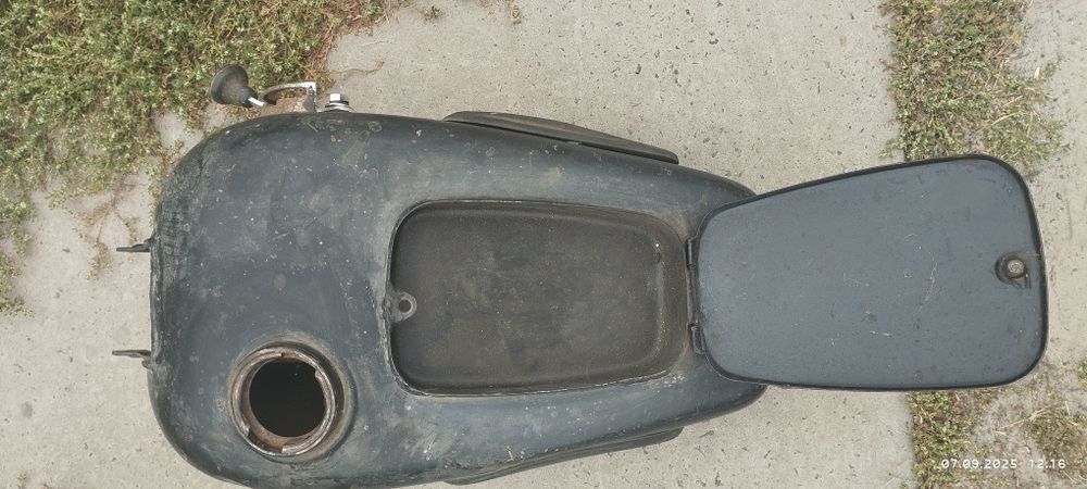 Паливний бак капля