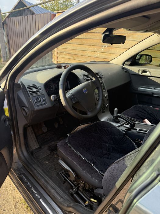 Продам авто VOLVO V50 2008