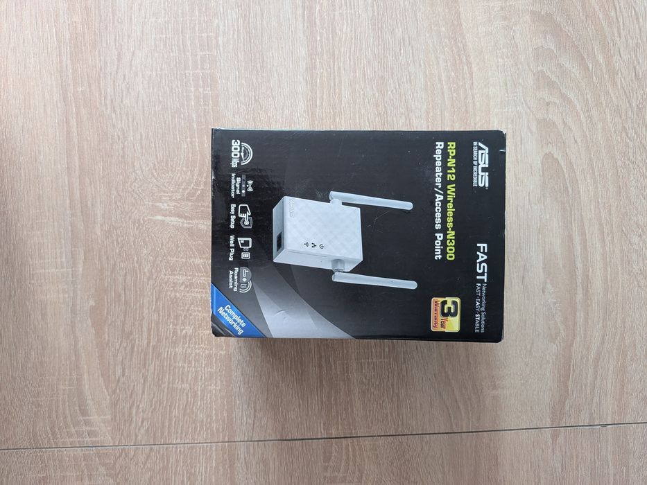 Wzmacniacz sygnału Wi-Fi Repeater ASUS RP-N12 300Mb/s - W pełni sprawny