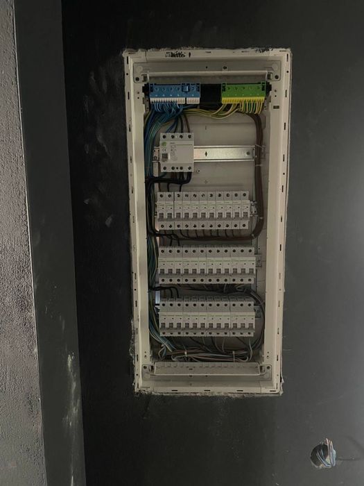 ПОСЛУГИ Електромонтажних робіт