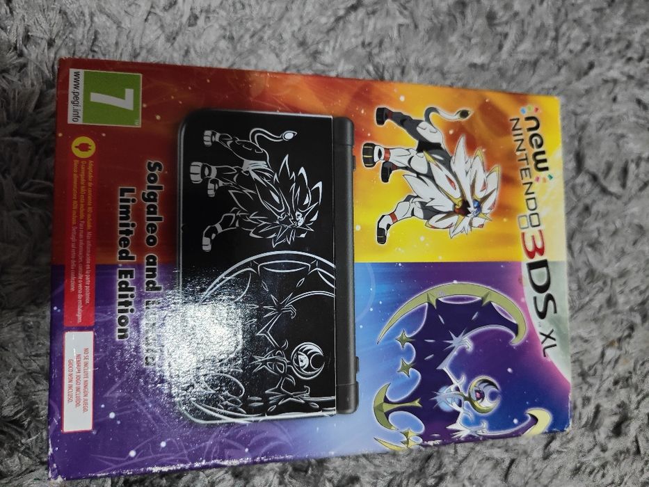 New nintendo 3ds XL Solgaleo/lunala edition