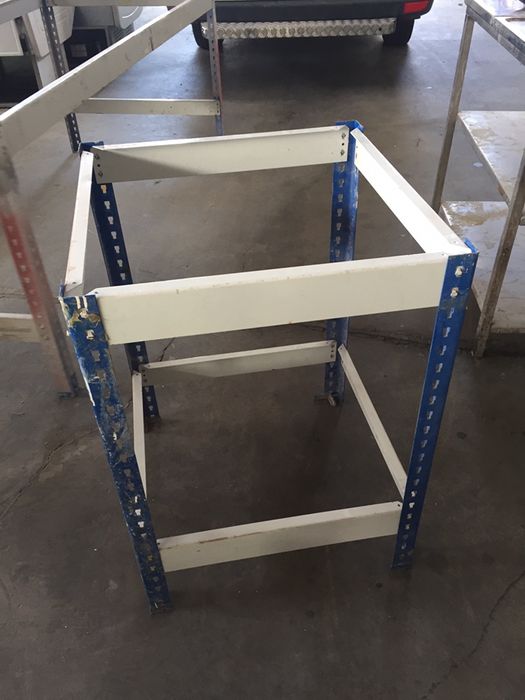 Conj. Estantes armazém - Robustas