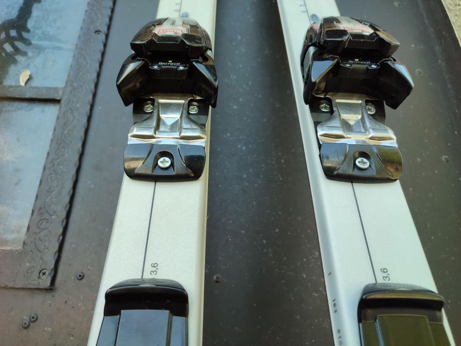 Лижі , б/у в хорошому стані