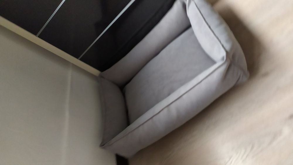 Лежанка для собак и кошек